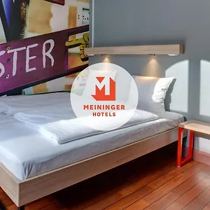 hotellátogatás