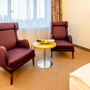 4* فندق Plaza Premium