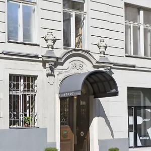 Small Luxury Altstadt **** Wenen